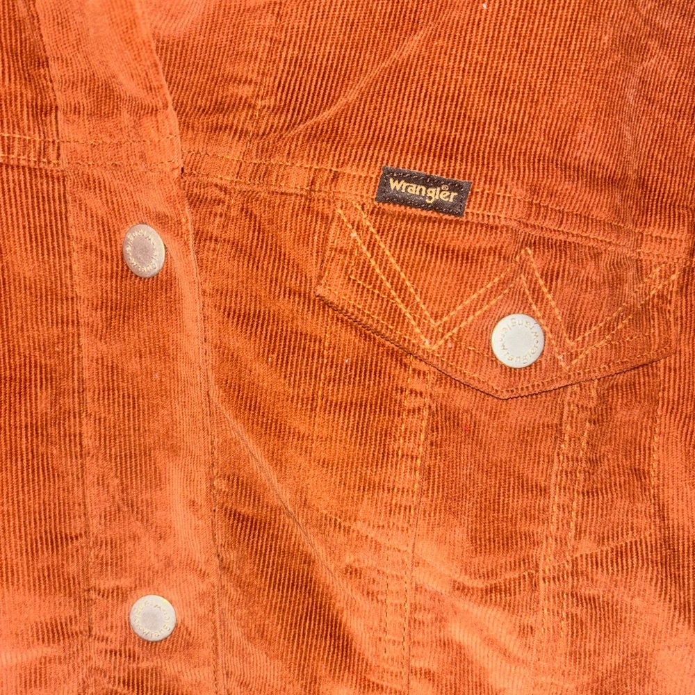 Wrangler Corduroy Jacket with Sherpa Lining - Picture 5 of 5